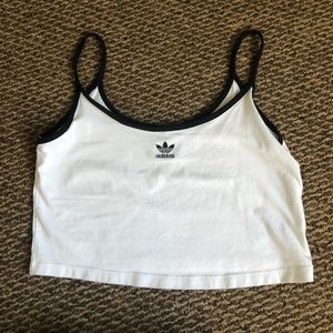 Adidas crop top only worn a few times size small